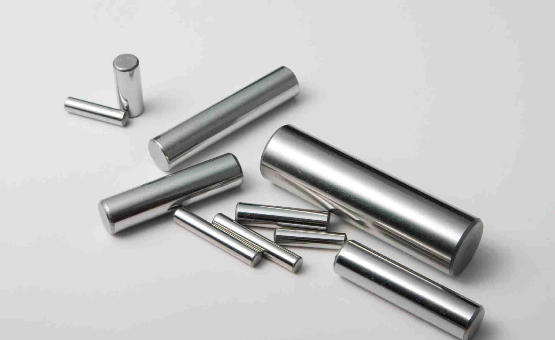 Needle roller bearings for high-load, low-profile configurations